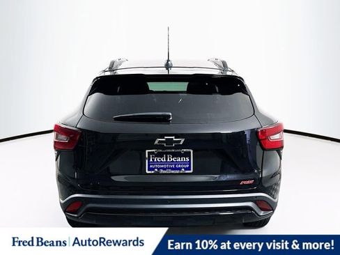 New 2025 Chevrolet Trax RS w/ Sunroof Package image 5