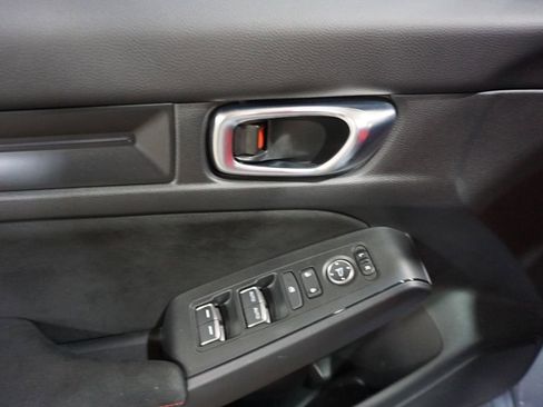 Used 2025 Honda Civic Type R image 4