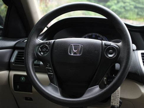 Used 2015 Honda Accord LX image 20