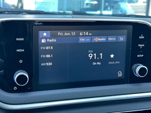 Used 2023 Hyundai Sonata SE FWD image 17
