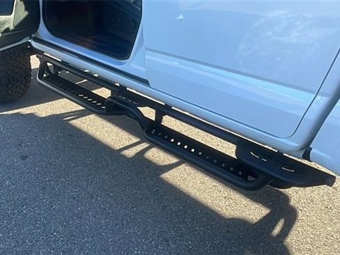 Used 2022 Chevrolet Colorado ZR2 image 32