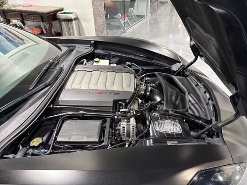 Used 2017 Chevrolet Corvette Grand Sport w/ Carbon Flash Badge Package RWD image 17