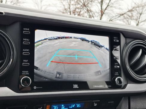 Used 2020 Toyota Tacoma TRD Off-Road w/ TRD Premium Off Road Package image 32