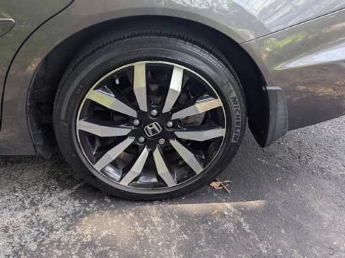Used 2014 Honda Civic EX-L image 10