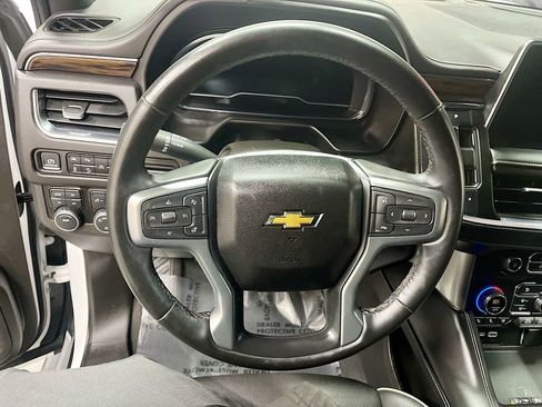 Used 2023 Chevrolet Tahoe Premier AWD/4WD image 11