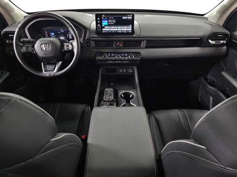Used 2025 Honda Pilot Elite image 13