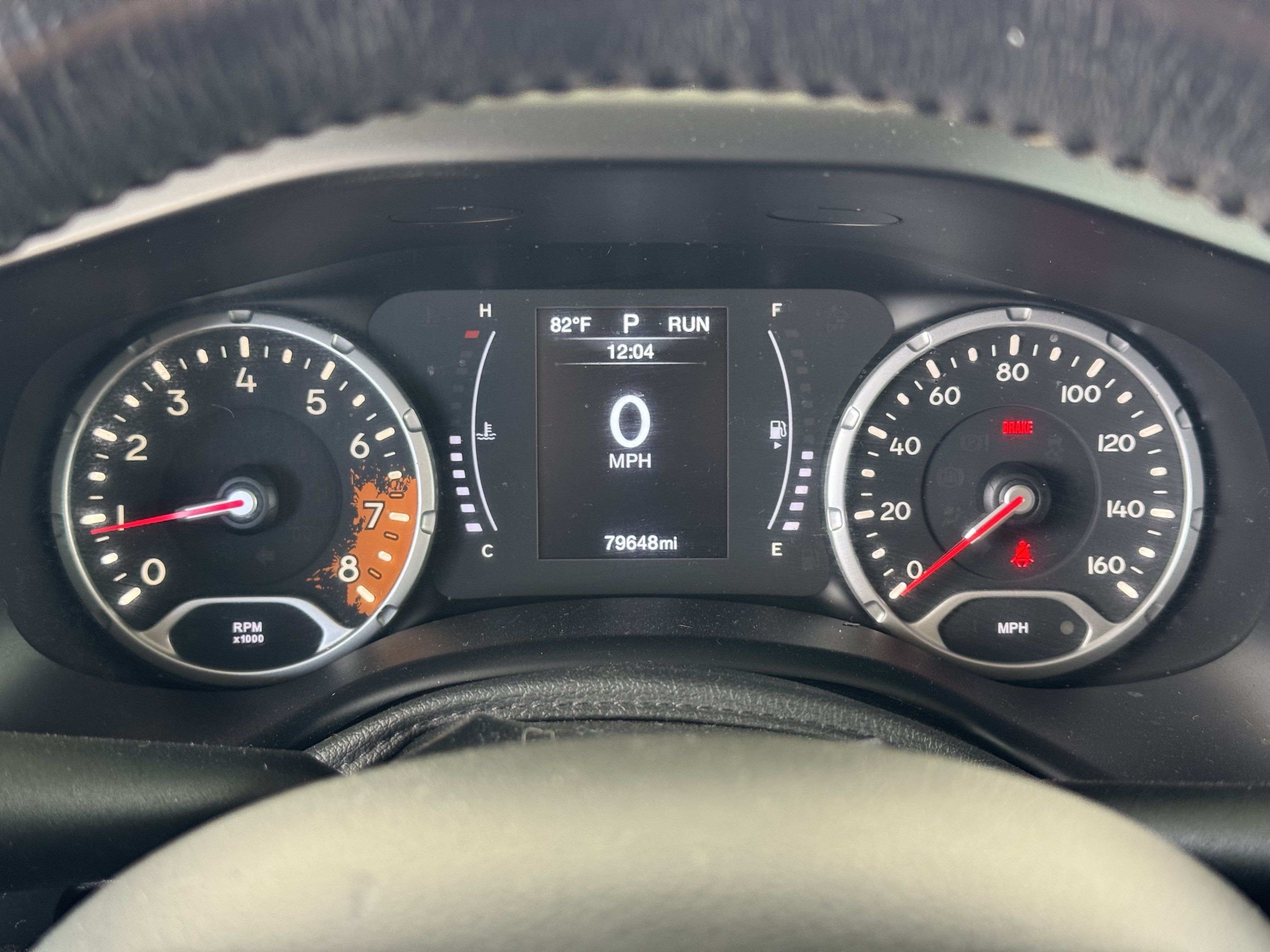 Used 2017 Jeep Renegade Latitude AWD/4WD image 35