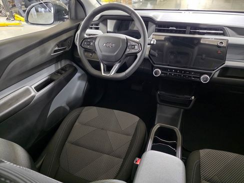 New 2027 Chevrolet Bolt LT w/ Comfort Package image 19