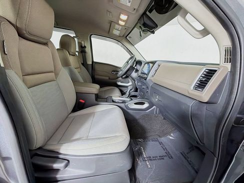 Used 2022 Nissan Frontier SV RWD image 31