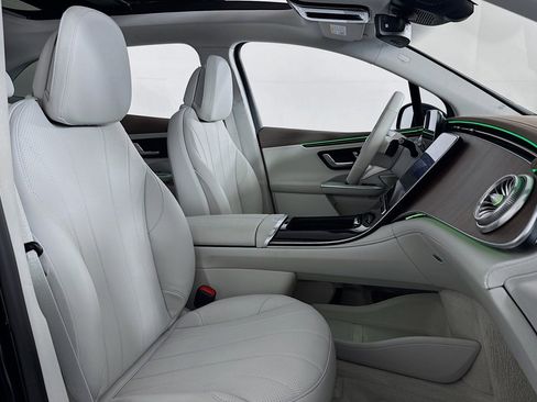 Certified 2023 Mercedes-Benz EQE 350+ 4MATIC SUV w/ Pinnacle Trim Package image 7