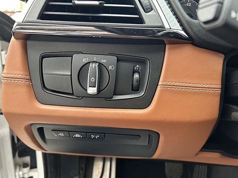 Used 2020 BMW M4 Convertible w/ Competition Package image 15