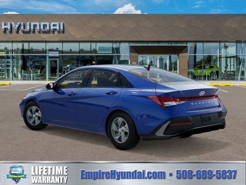 New 2026 Hyundai Elantra SE image 5
