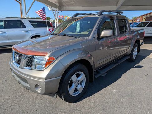Used 2006 Nissan Frontier LE w/ (H01) Rockford Fosgate Pkg image 3