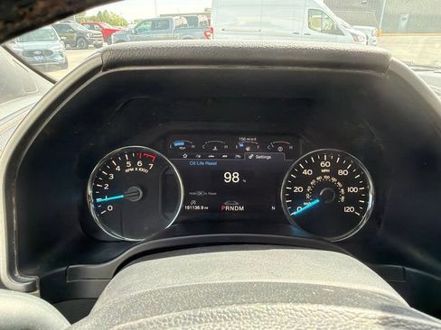 Used 2019 Ford F150 Platinum w/ Equipment Group 701A Luxury AWD/4WD image 16