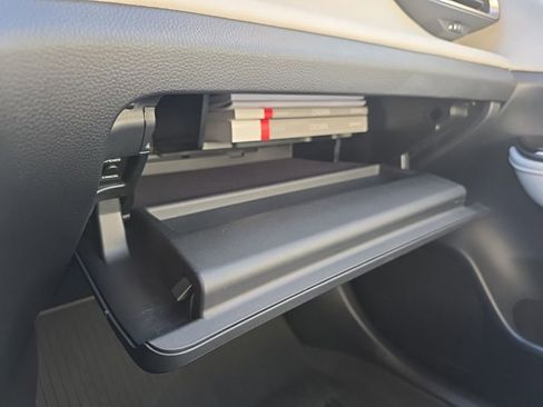 Used 2024 Toyota Crown Limited image 33