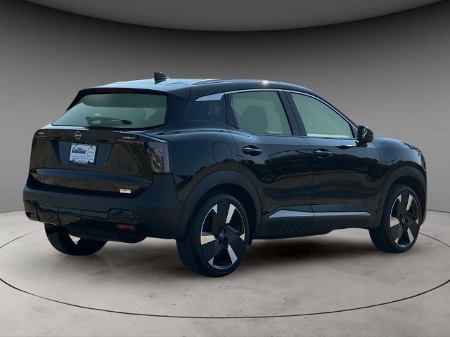 Certified 2025 Nissan Kicks SR w/ SR Premium Package AWD/4WD image 6