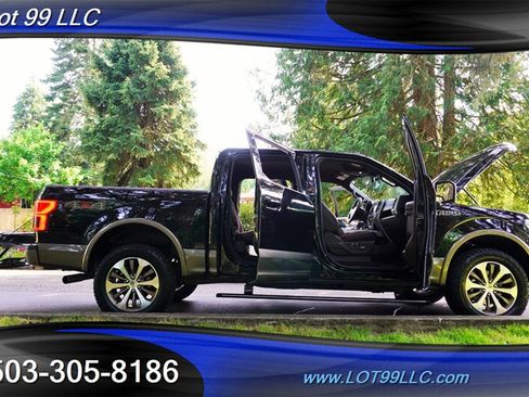 Used 2019 Ford F150 King Ranch w/ Equipment Group 601A Luxury AWD/4WD image 40