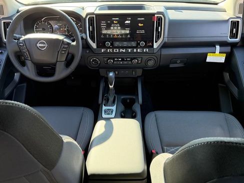 New 2026 Nissan Frontier SV w/ SV Convenience Package AWD/4WD image 23