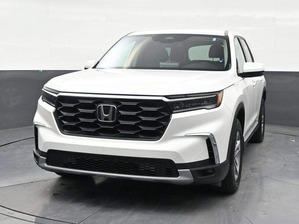 Used 2025 Honda Pilot EX-L image 8