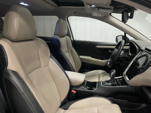Used 2024 Subaru Outback Limited image 16