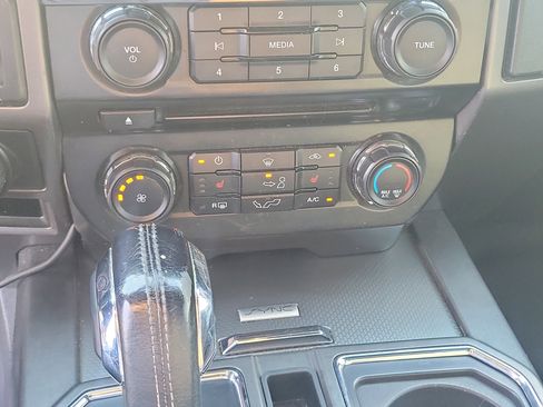 Used 2016 Ford F150 XLT w/ Equipment Group 302A Luxury image 28