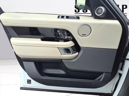 Used 2021 Land Rover Range Rover Westminster Edition image 17