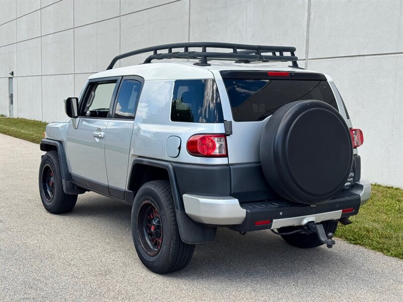 Used 2007 Toyota FJ Cruiser 4WD image 9