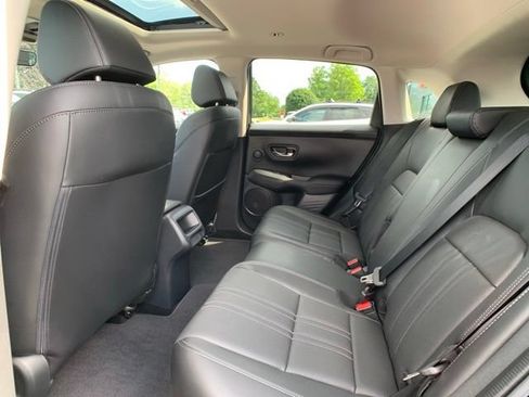 Used 2025 Honda HR-V EX-L image 24