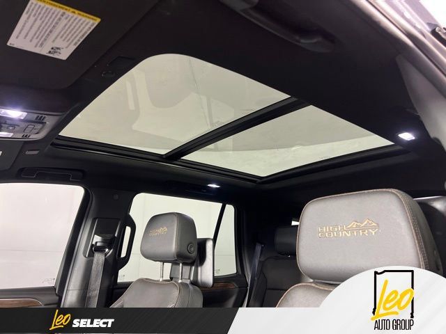 Used 2024 Chevrolet Tahoe High Country w/ Advanced Technology Package AWD/4WD image 17