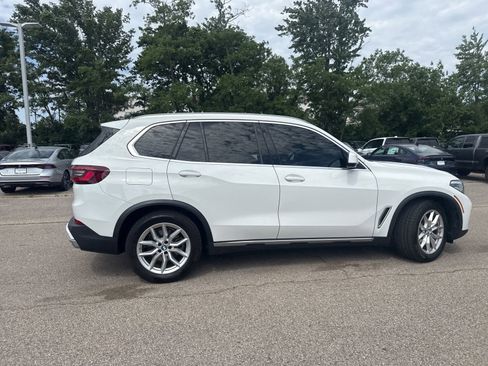 Used 2021 BMW X5 xDrive40i AWD/4WD image 33