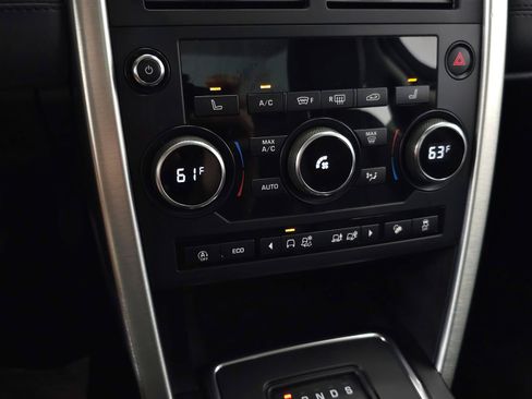 Used 2019 Land Rover Discovery Sport HSE AWD/4WD image 27