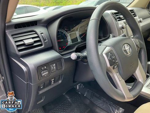 Used 2018 Toyota 4Runner SR5 Premium w/ Wilderness Package AWD/4WD image 18