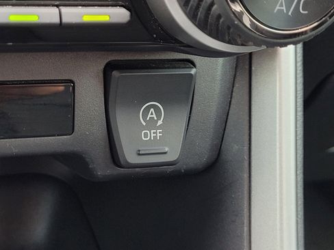 Used 2024 Toyota RAV4 XLE Premium image 20