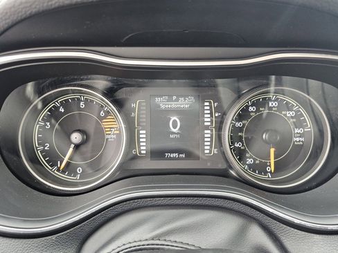 Used 2021 Jeep Cherokee Latitude image 28