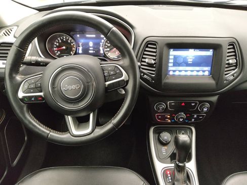 Used 2019 Jeep Compass Latitude w/ Popular Equipment Group AWD/4WD image 22