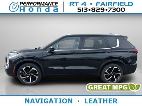 Used 2022 Mitsubishi Outlander SEL image 1