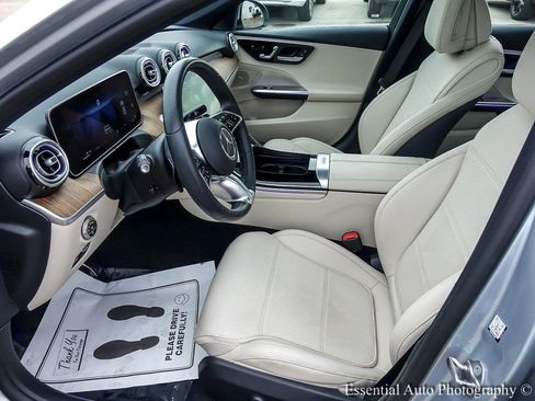 Used 2022 Mercedes-Benz C 300 4MATIC Sedan image 9