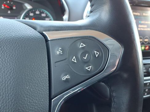 Used 2020 Chevrolet Traverse LT image 37