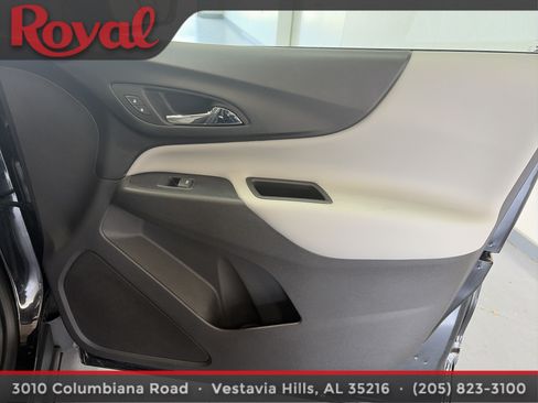Used 2019 Chevrolet Equinox LS FWD image 11