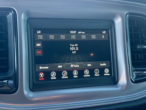 Used 2023 Dodge Challenger SXT w/ Blacktop Package image 29