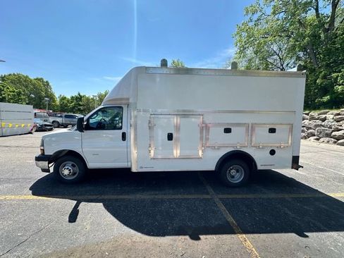 New 2026 Chevrolet Express 3500 w/ Power Convenience Package RWD image 2