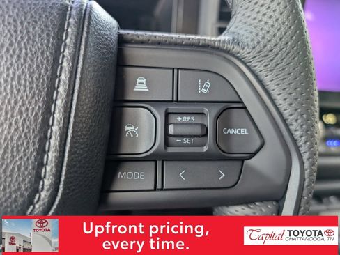 Used 2025 Toyota Sequoia TRD Pro AWD/4WD image 20