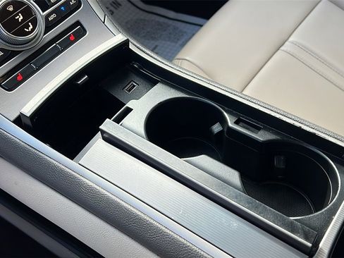 Used 2017 Lincoln MKZ Premiere image 30