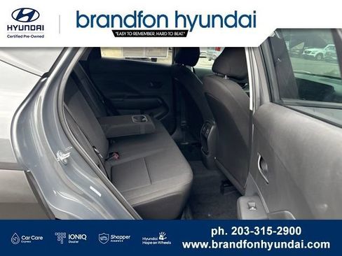 Used 2025 Hyundai Kona SEL AWD/4WD image 25