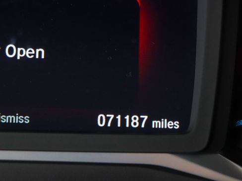 Used 2022 Honda Pilot Special Edition image 16