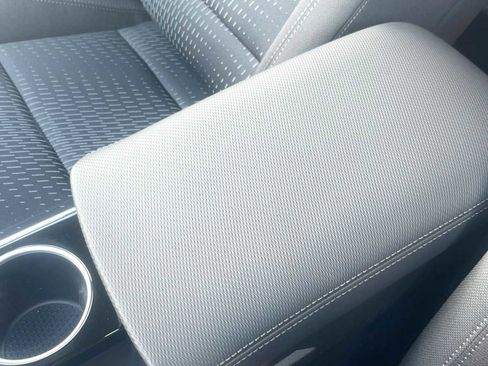 New 2026 Chevrolet Equinox LT FWD image 23