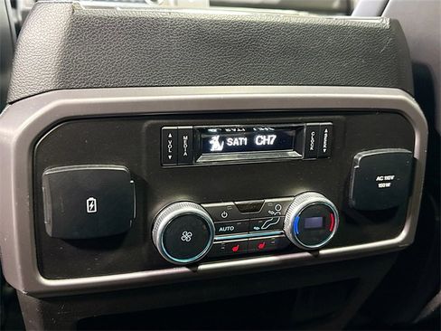 Used 2019 Ford Expedition Platinum image 29