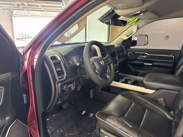 Used 2019 RAM 1500 Laramie AWD/4WD image 16