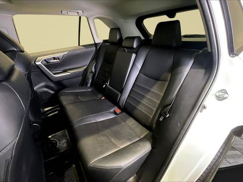 Used 2022 Toyota RAV4 Limited image 22