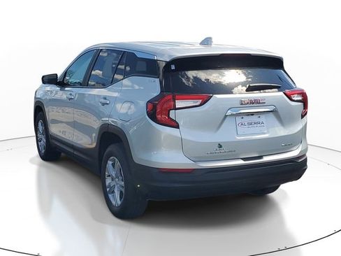 Used 2022 GMC Terrain SLE AWD/4WD image 3